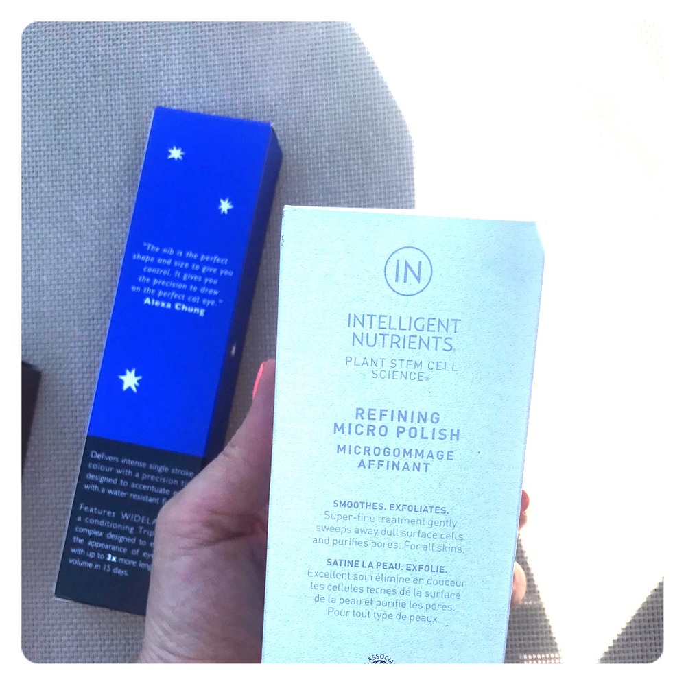 Intelligent Nutrients Refining micropolish exfolia